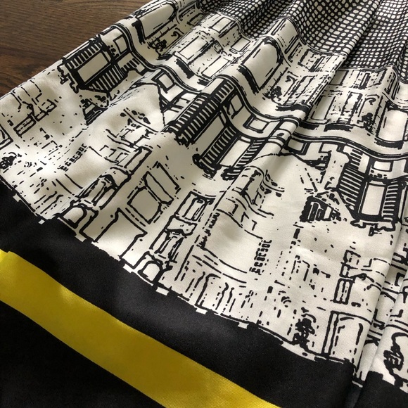 Ellen Tracy City Print Dress with Pockets - Picture 6 of 15